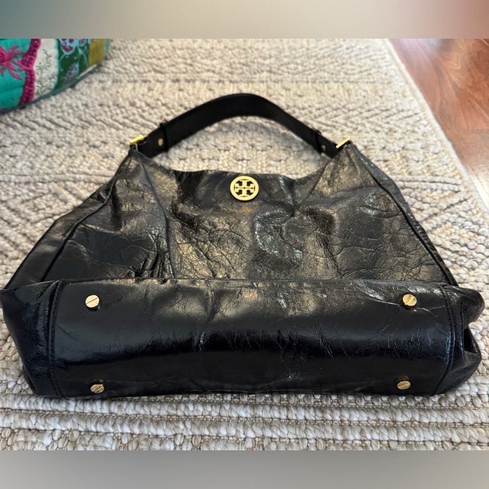 Tory Burch Glazed Distressed Leather Hobo Bag - Picture 2 of 7